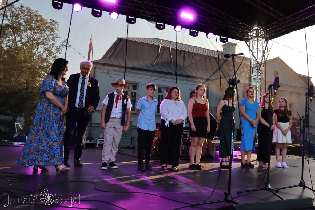 Fotorelacja II: XXV Powiatowe Dożynki w Irządzach