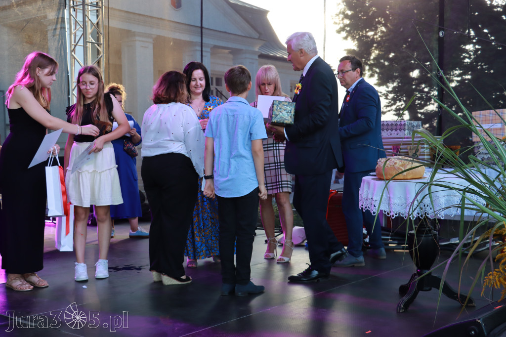 Fotorelacja II: XXV Powiatowe Dożynki w Irządzach