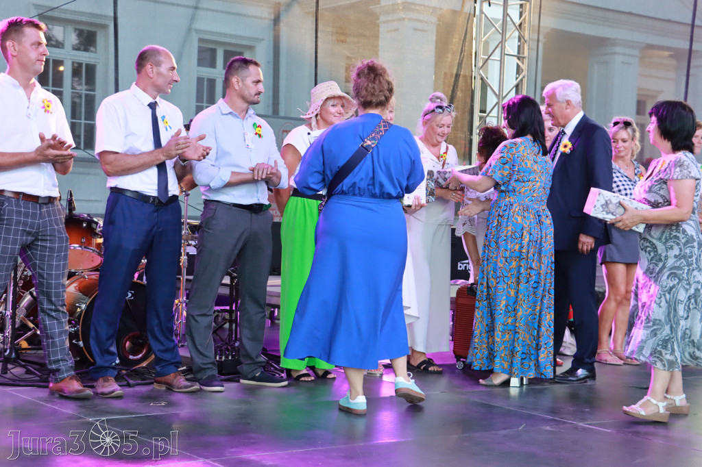 Fotorelacja II: XXV Powiatowe Dożynki w Irządzach