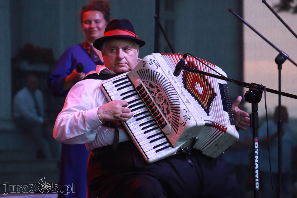 Fotorelacja II: XXV Powiatowe Dożynki w Irządzach