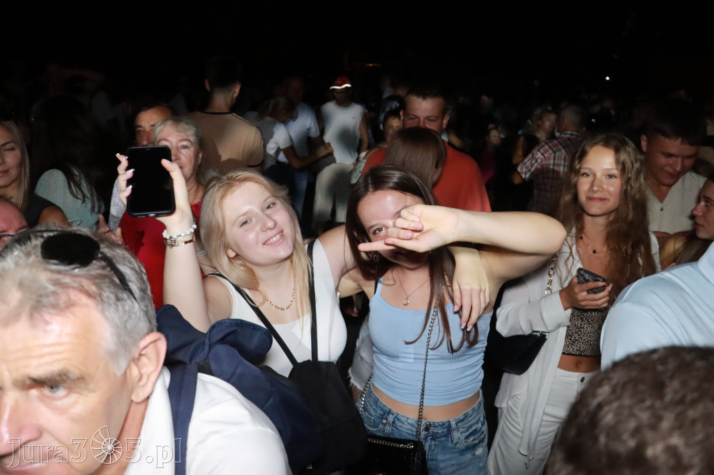 Fotorelacja II: XXV Powiatowe Dożynki w Irządzach