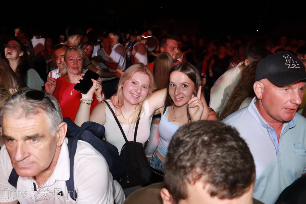 Fotorelacja II: XXV Powiatowe Dożynki w Irządzach