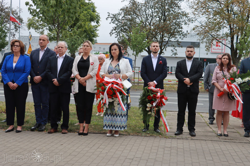 Fotorelacja: Zawiercie pamięta o ofiarach II wojny światowej