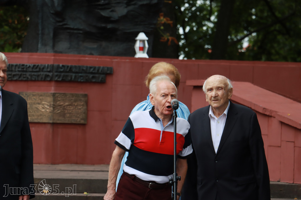 Fotorelacja: Zawiercie pamięta o ofiarach II wojny światowej