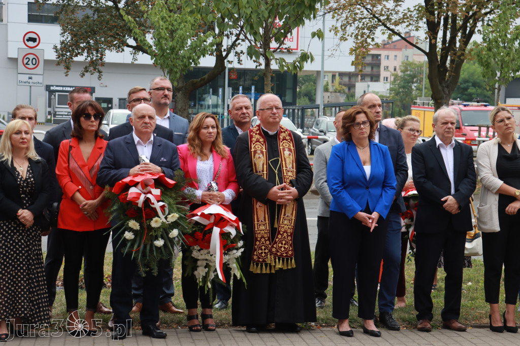 Fotorelacja: Zawiercie pamięta o ofiarach II wojny światowej