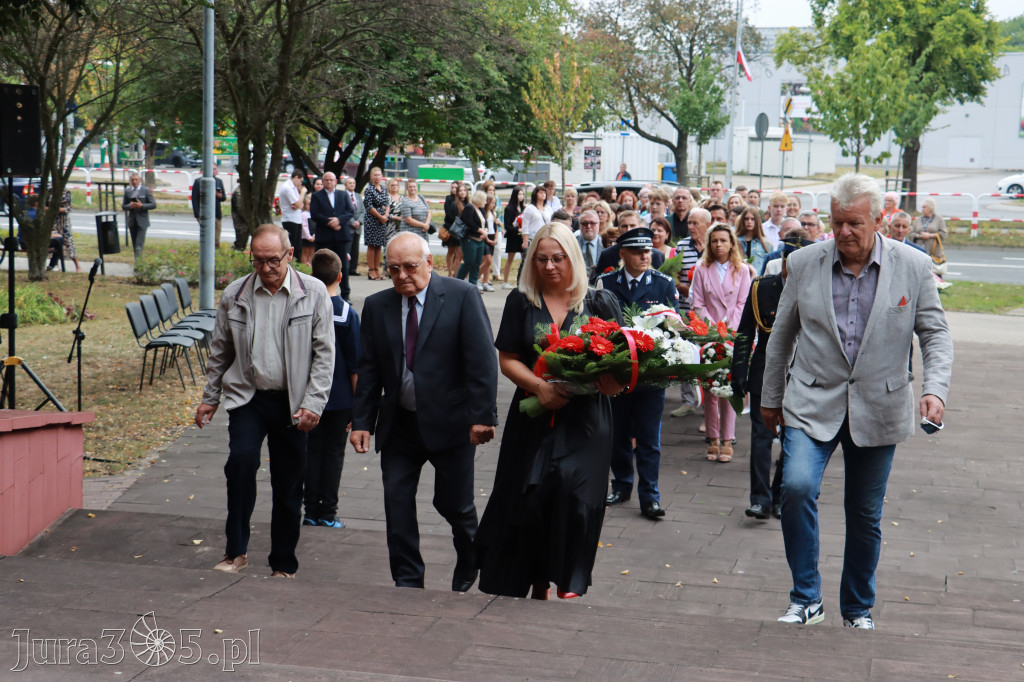 Fotorelacja: Zawiercie pamięta o ofiarach II wojny światowej
