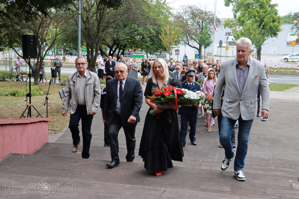 Fotorelacja: Zawiercie pamięta o ofiarach II wojny światowej