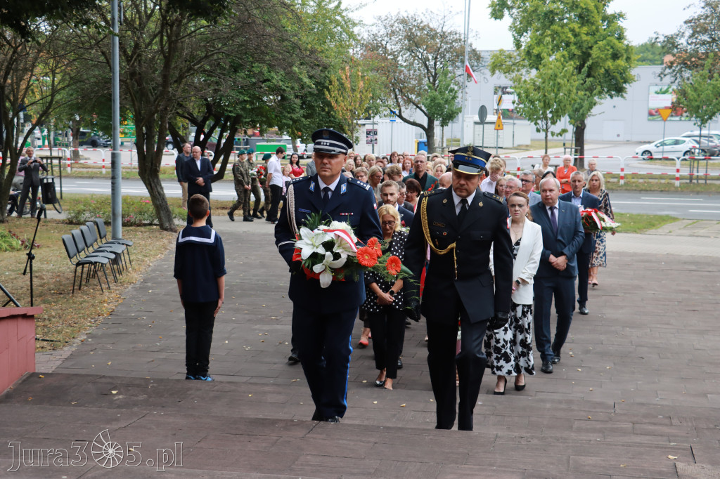 Fotorelacja: Zawiercie pamięta o ofiarach II wojny światowej