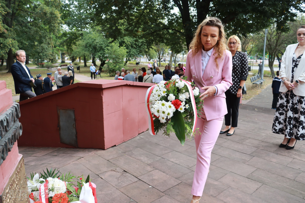Fotorelacja: Zawiercie pamięta o ofiarach II wojny światowej