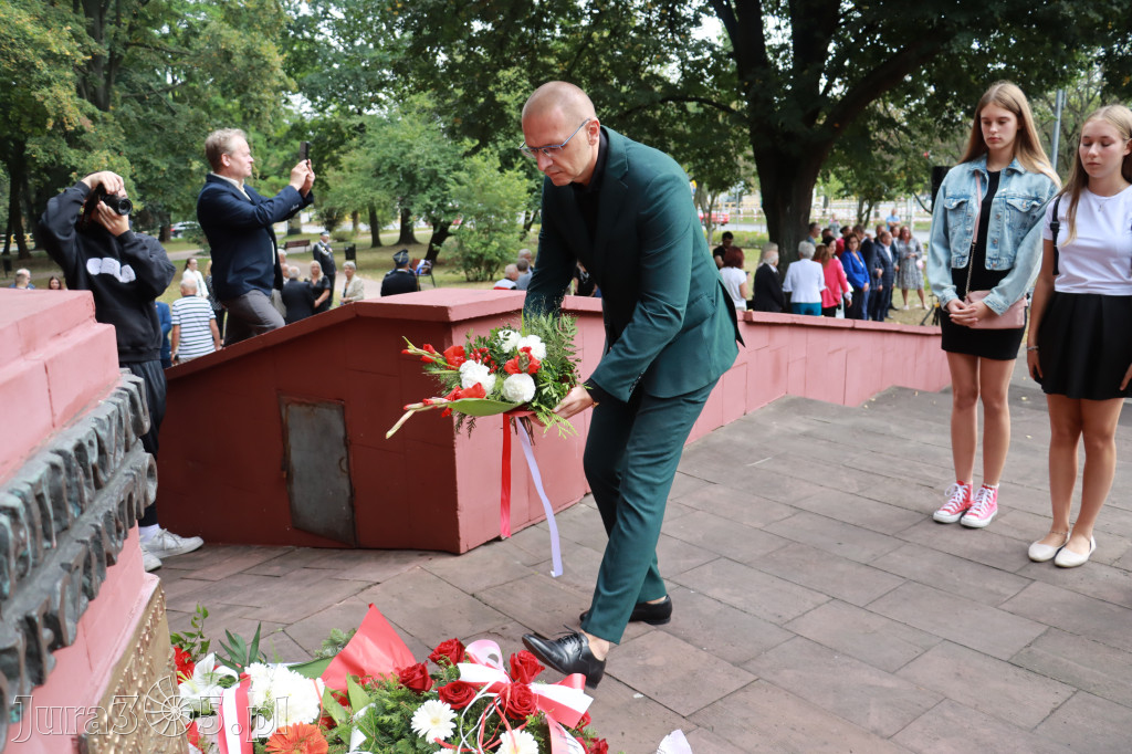 Fotorelacja: Zawiercie pamięta o ofiarach II wojny światowej