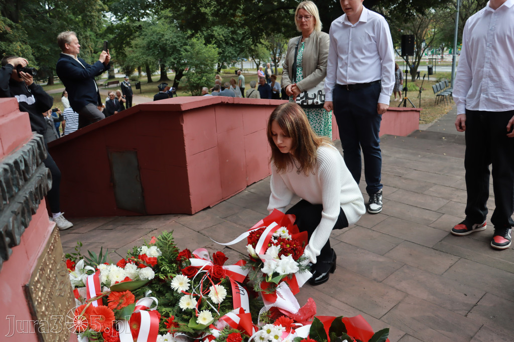 Fotorelacja: Zawiercie pamięta o ofiarach II wojny światowej