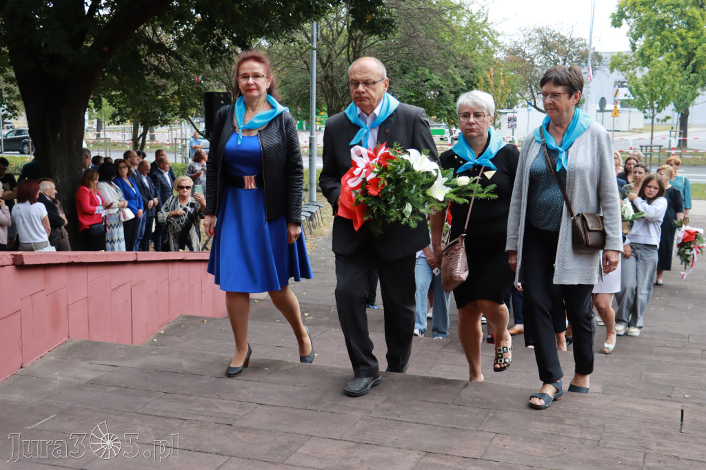 Fotorelacja: Zawiercie pamięta o ofiarach II wojny światowej