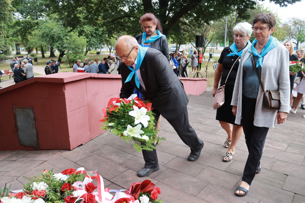 Fotorelacja: Zawiercie pamięta o ofiarach II wojny światowej