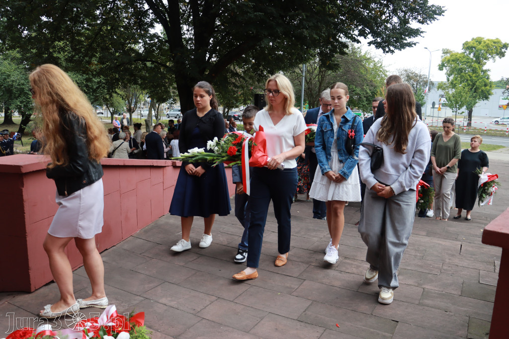 Fotorelacja: Zawiercie pamięta o ofiarach II wojny światowej