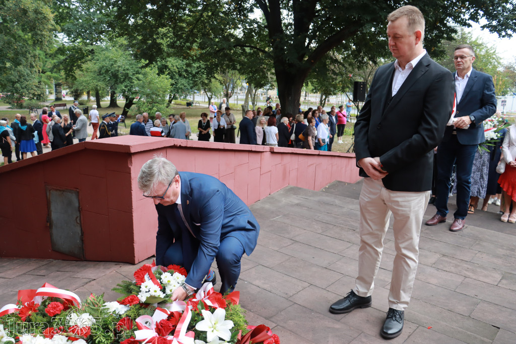Fotorelacja: Zawiercie pamięta o ofiarach II wojny światowej