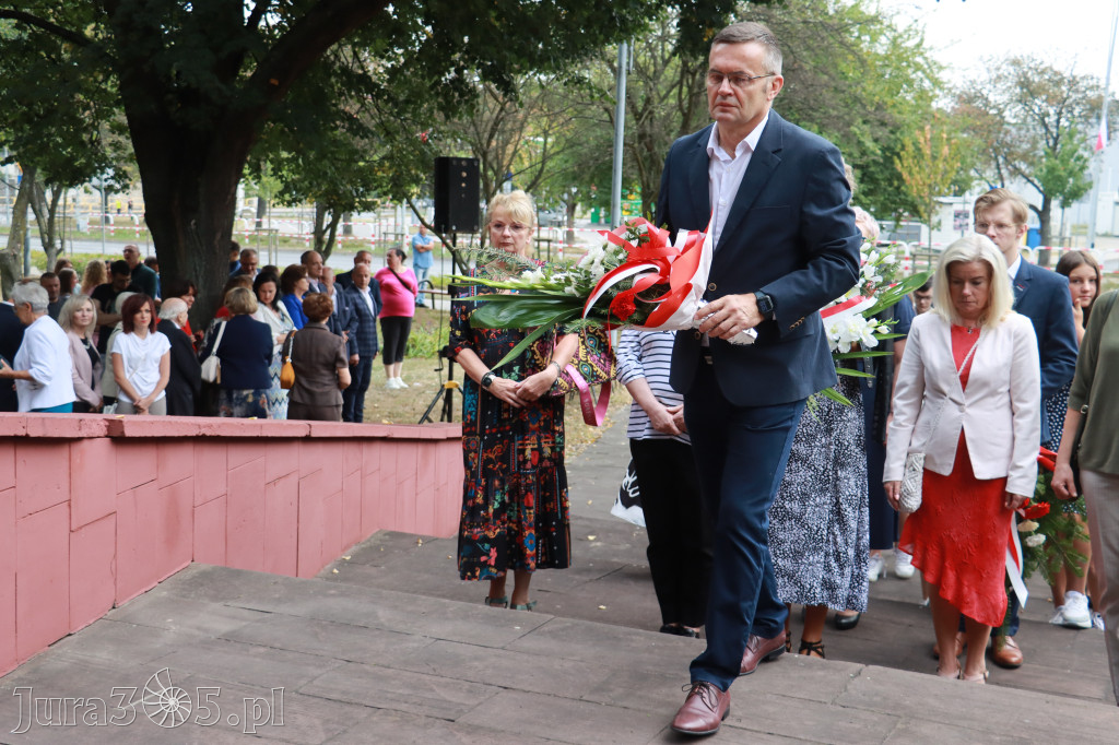 Fotorelacja: Zawiercie pamięta o ofiarach II wojny światowej