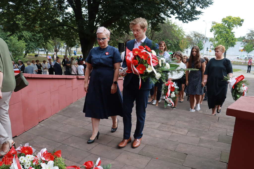 Fotorelacja: Zawiercie pamięta o ofiarach II wojny światowej