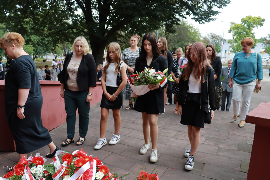 Fotorelacja: Zawiercie pamięta o ofiarach II wojny światowej