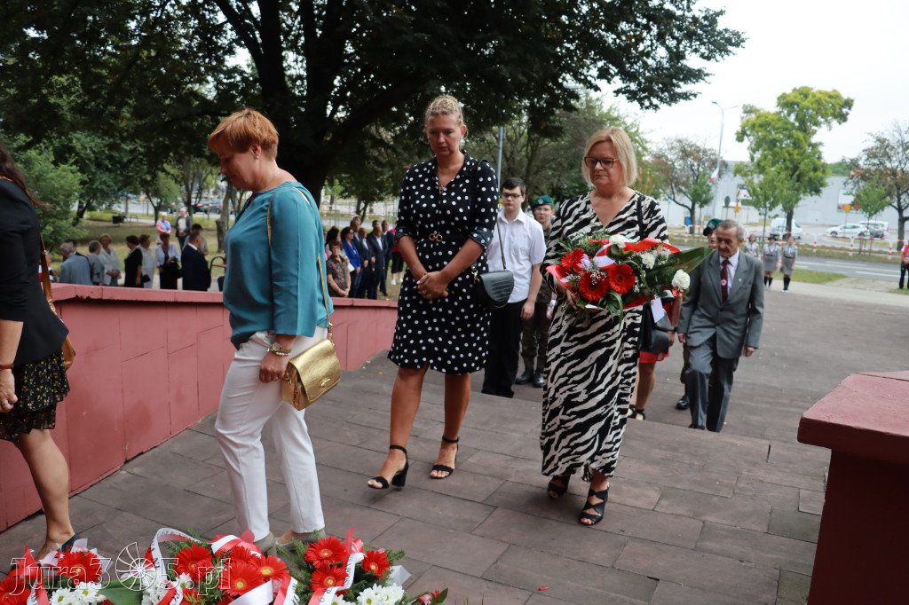 Fotorelacja: Zawiercie pamięta o ofiarach II wojny światowej