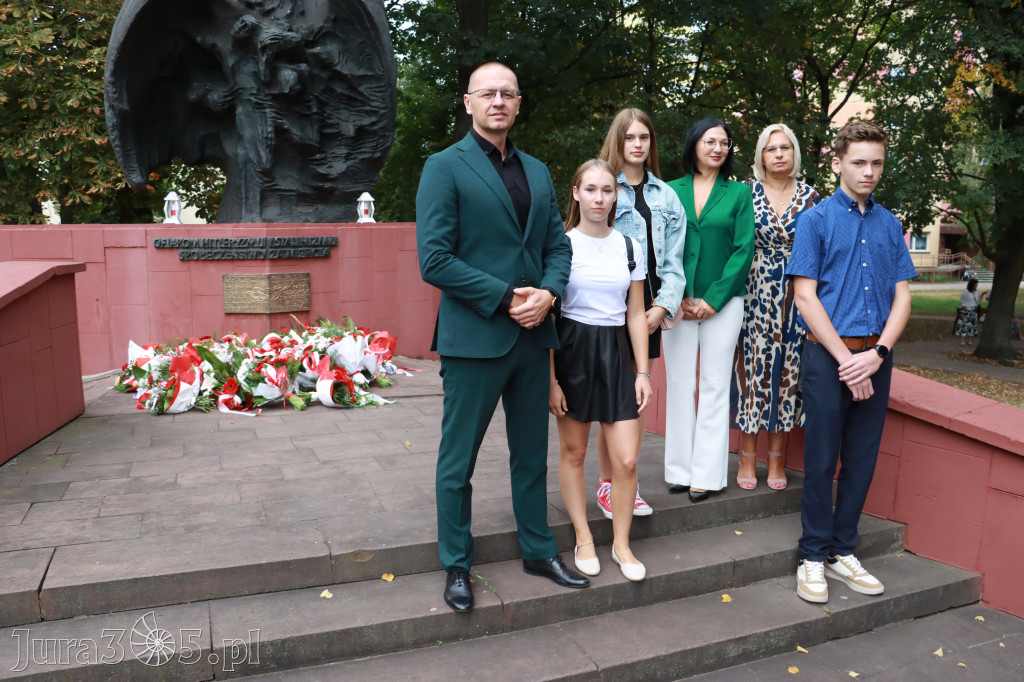 Fotorelacja: Zawiercie pamięta o ofiarach II wojny światowej