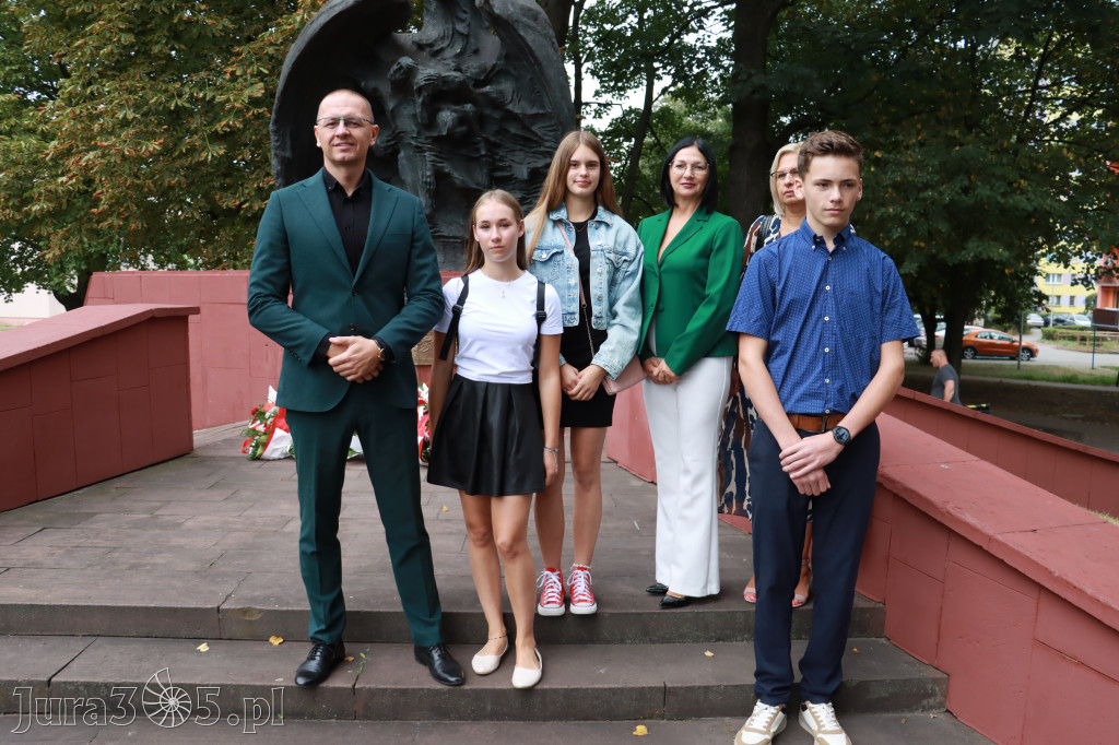 Fotorelacja: Zawiercie pamięta o ofiarach II wojny światowej