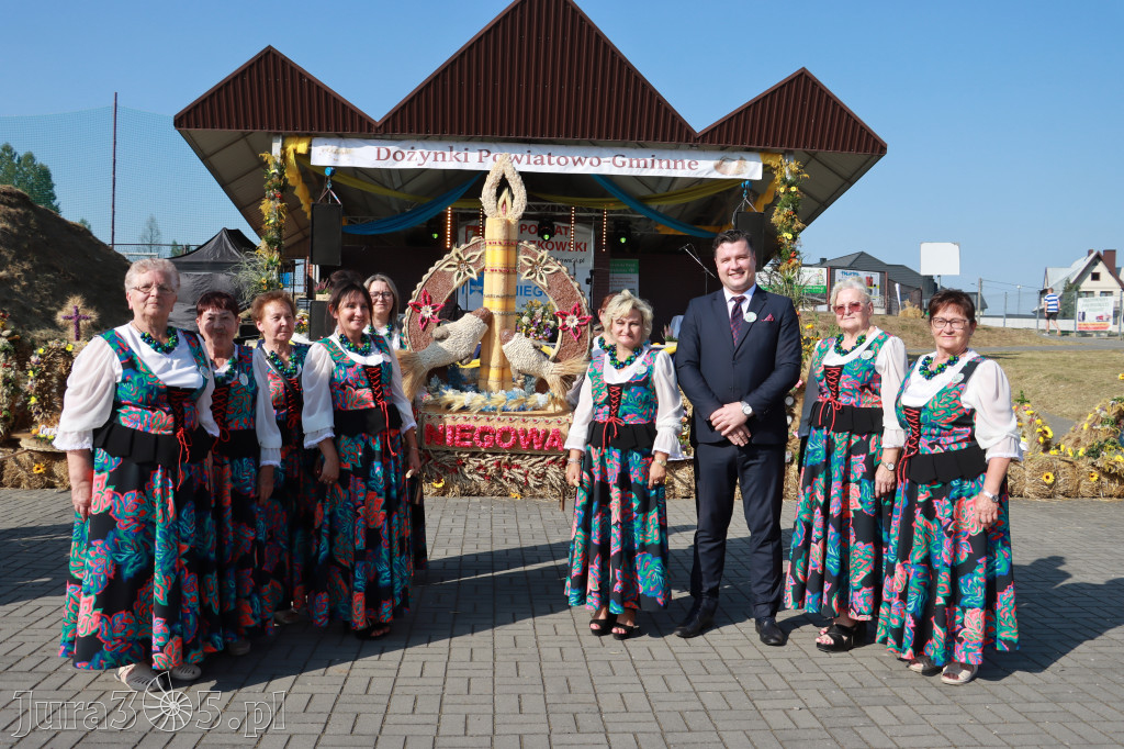 Fotorelacja Niegowa II: Dożynki Powiatowo Gminne