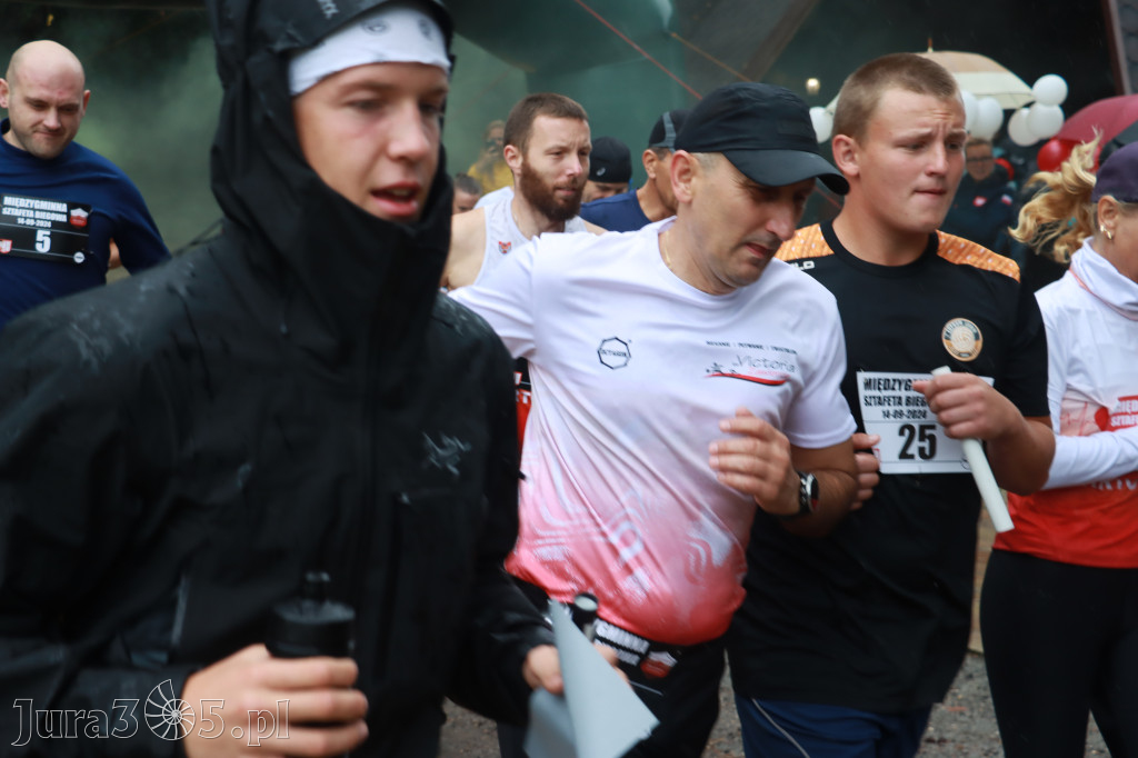 Fotorelacja: Międzygminna Sztafeta Biegowa z WARTO BIEGAĆ