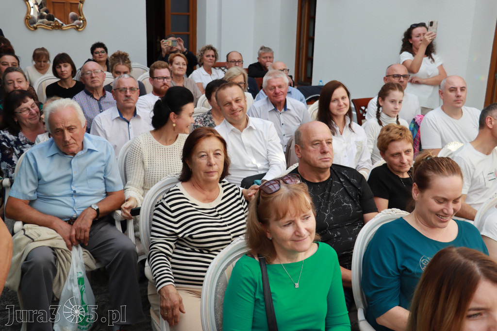 Fotorelacja: Juromania 2024 – Święto Jury w Koziegłowach