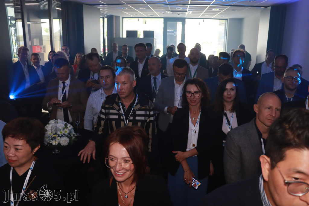 Fotorelacja: Otwarcie zakładu recyklingu baterii EV w Zawierciu