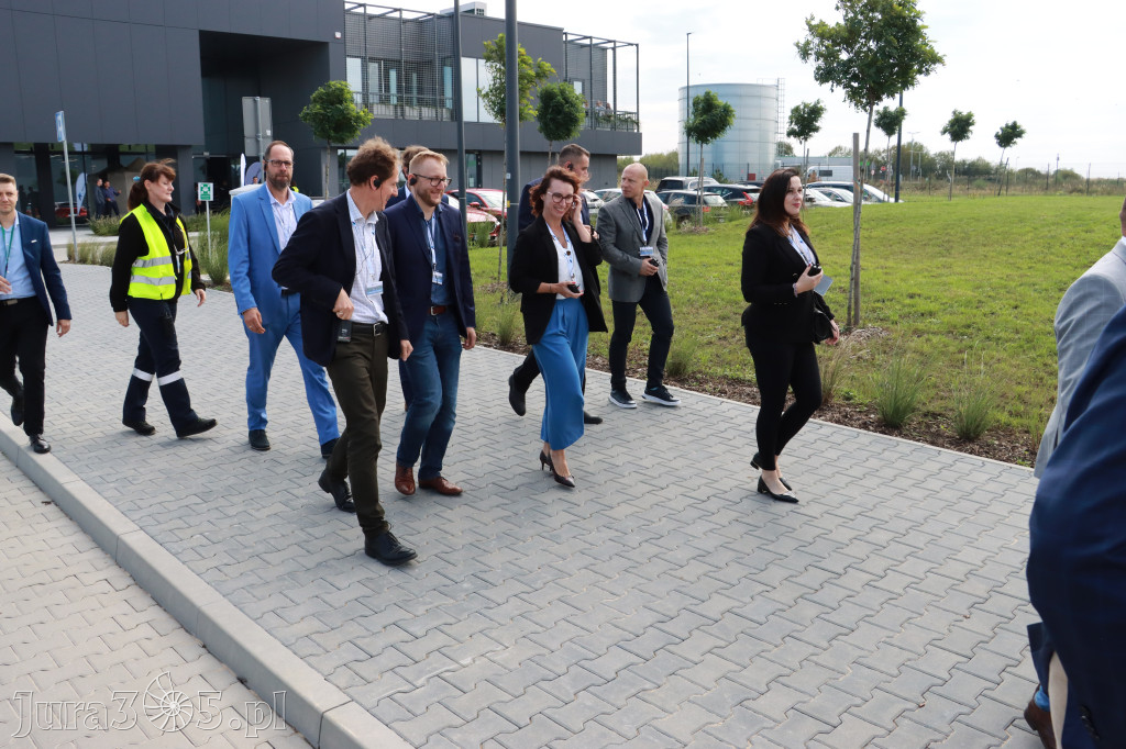 Fotorelacja: Otwarcie zakładu recyklingu baterii EV w Zawierciu