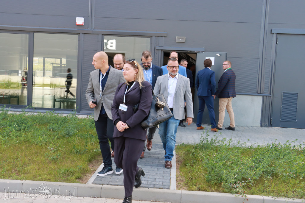 Fotorelacja: Otwarcie zakładu recyklingu baterii EV w Zawierciu