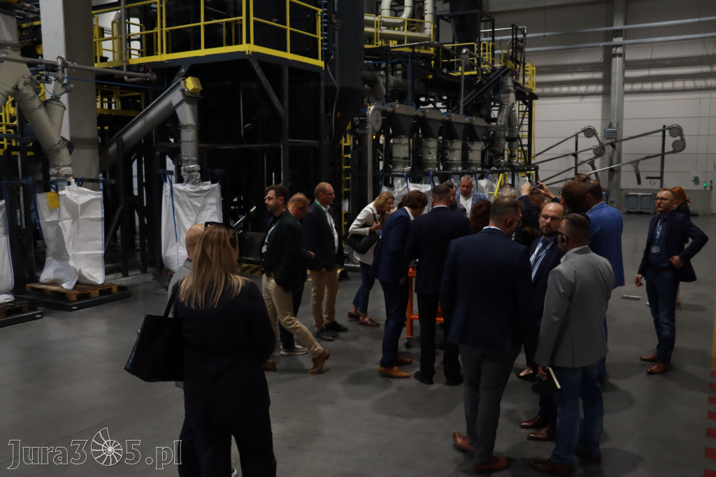 Fotorelacja: Otwarcie zakładu recyklingu baterii EV w Zawierciu