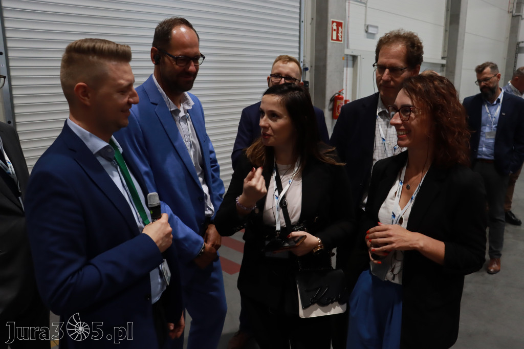Fotorelacja: Otwarcie zakładu recyklingu baterii EV w Zawierciu