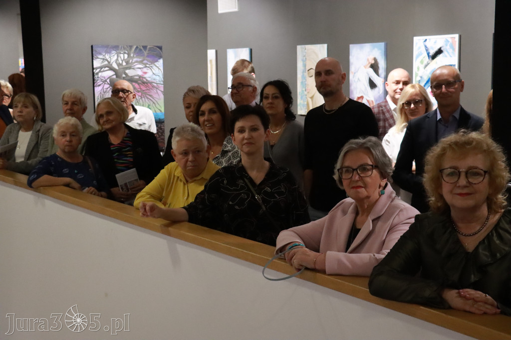 Fotorelacja: Wernisaż PIĘKNO I CIERPIENIE w MOK Zawiercie