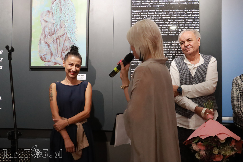 Fotorelacja: Wernisaż PIĘKNO I CIERPIENIE w MOK Zawiercie