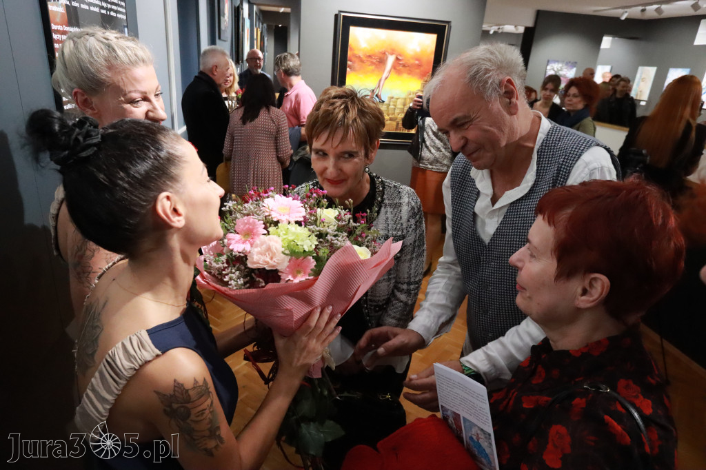 Fotorelacja: Wernisaż PIĘKNO I CIERPIENIE w MOK Zawiercie