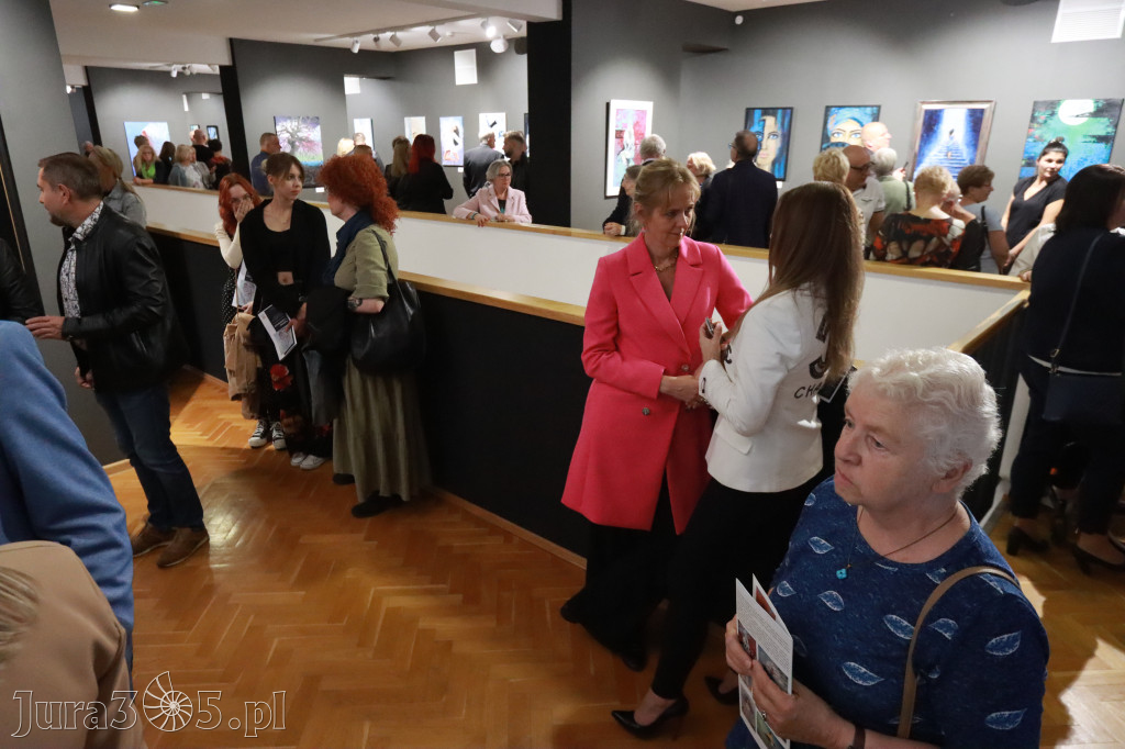 Fotorelacja: Wernisaż PIĘKNO I CIERPIENIE w MOK Zawiercie