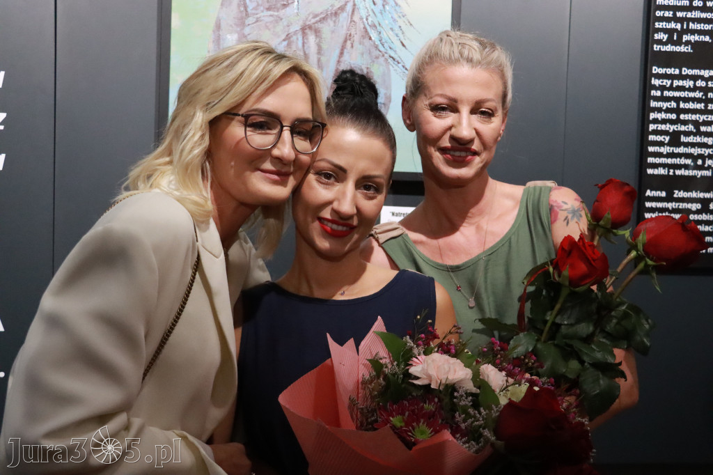 Fotorelacja: Wernisaż PIĘKNO I CIERPIENIE w MOK Zawiercie