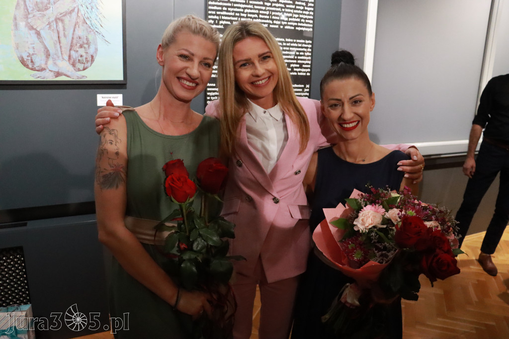 Fotorelacja: Wernisaż PIĘKNO I CIERPIENIE w MOK Zawiercie