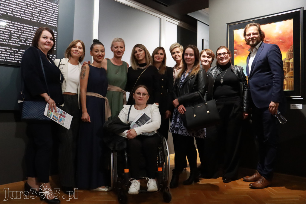 Fotorelacja: Wernisaż PIĘKNO I CIERPIENIE w MOK Zawiercie