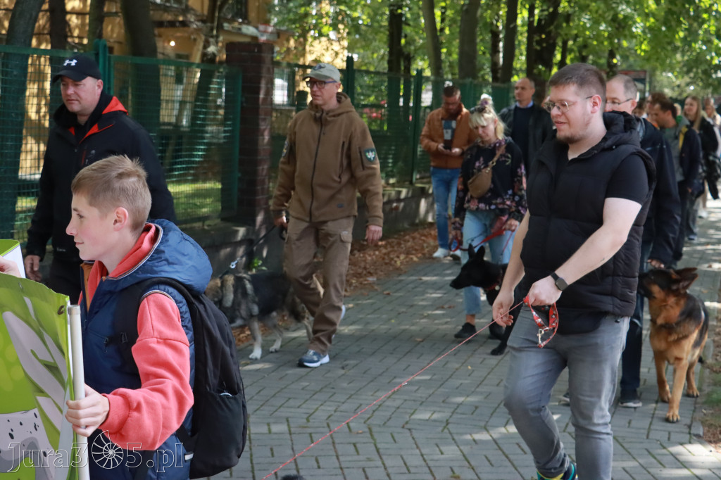 Fotorelacja: Parada Psów w Zawierciu.