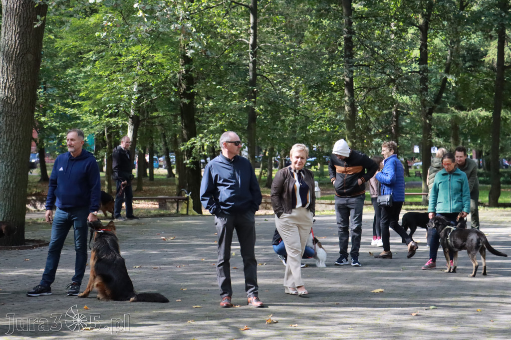 Fotorelacja: Parada Psów w Zawierciu.