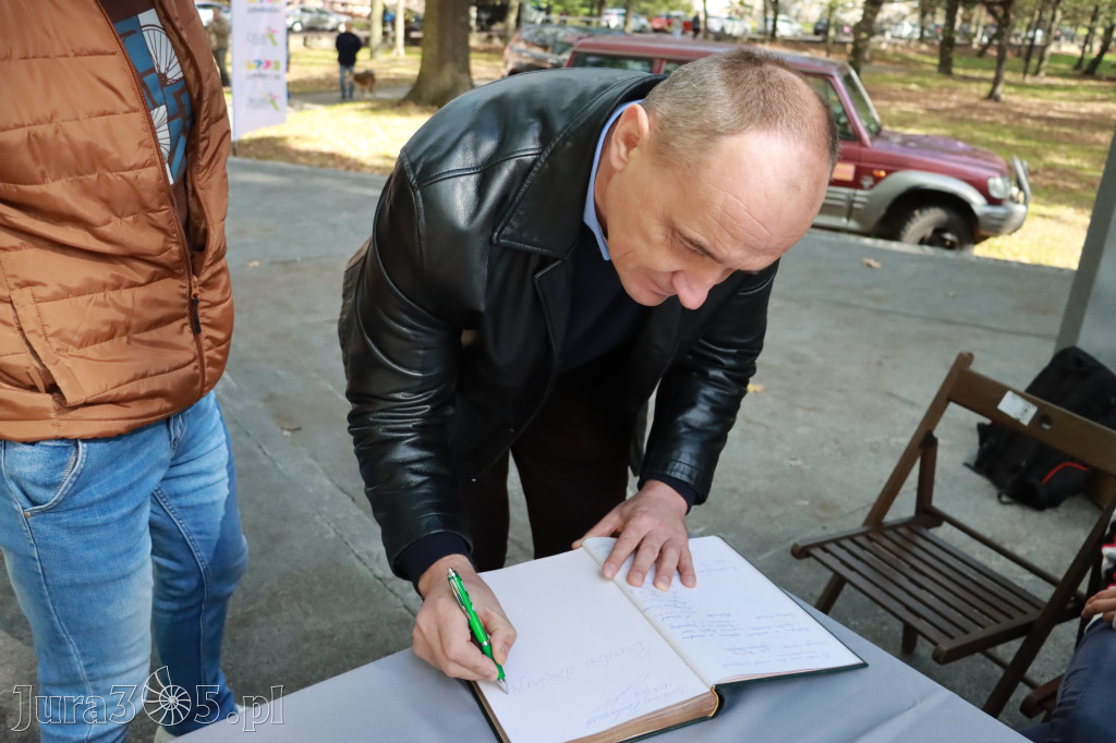 Fotorelacja: Parada Psów w Zawierciu.