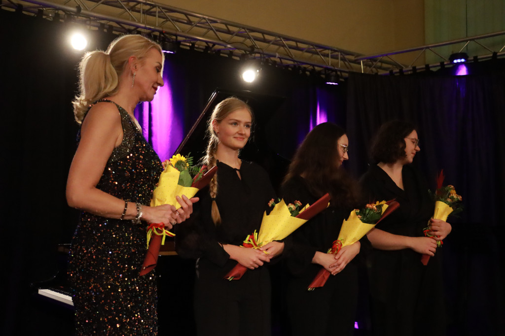 Fotorelacja: Koncert Impresje Jesienne w Filharmonii Jurajskiej