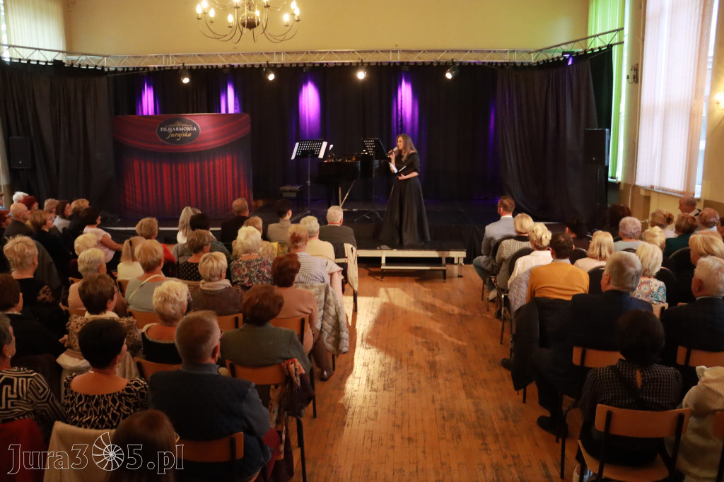 Fotorelacja: Koncert Impresje Jesienne w Filharmonii Jurajskiej