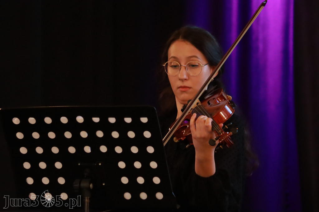 Fotorelacja: Koncert Impresje Jesienne w Filharmonii Jurajskiej