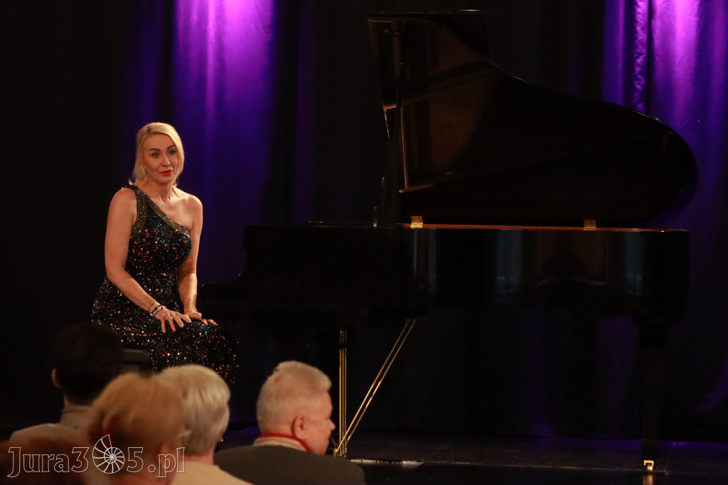 Fotorelacja: Koncert Impresje Jesienne w Filharmonii Jurajskiej
