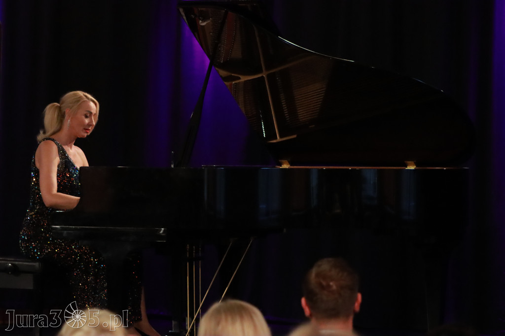 Fotorelacja: Koncert Impresje Jesienne w Filharmonii Jurajskiej