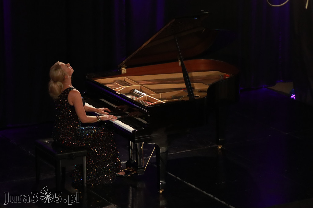 Fotorelacja: Koncert Impresje Jesienne w Filharmonii Jurajskiej