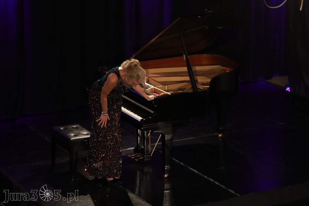 Fotorelacja: Koncert Impresje Jesienne w Filharmonii Jurajskiej